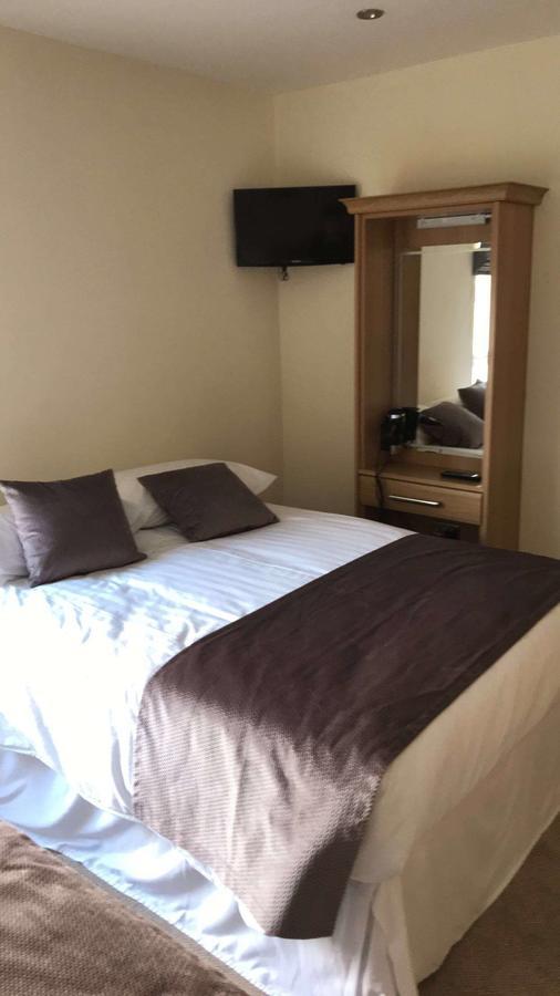 The Armada Inn Ballymoney Exteriér fotografie